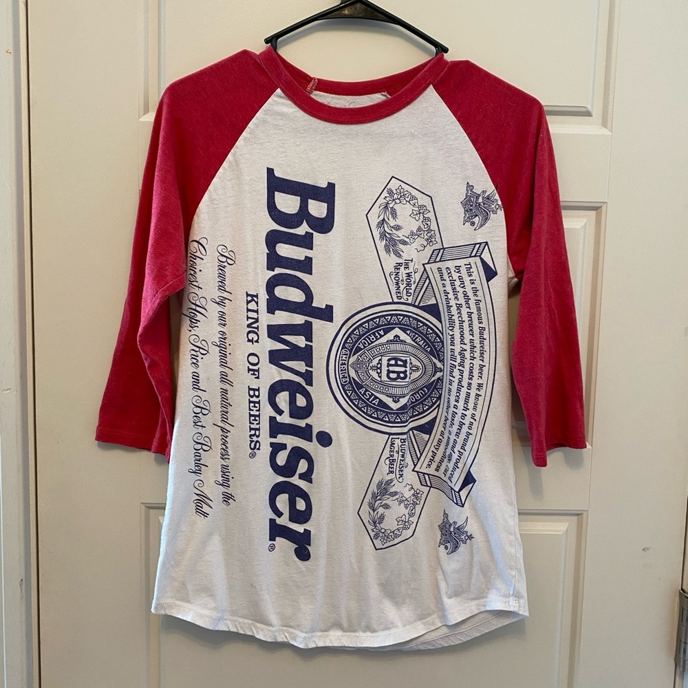 Budweiser top
